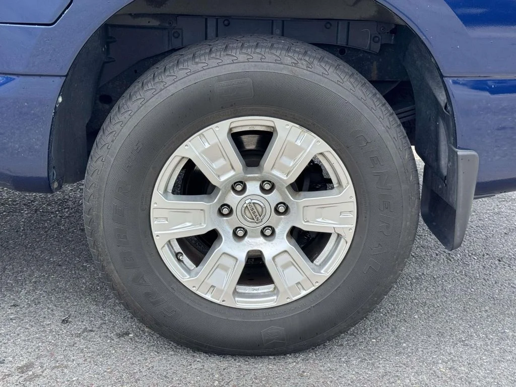 Used 2019 Blue Nissan SV image 12