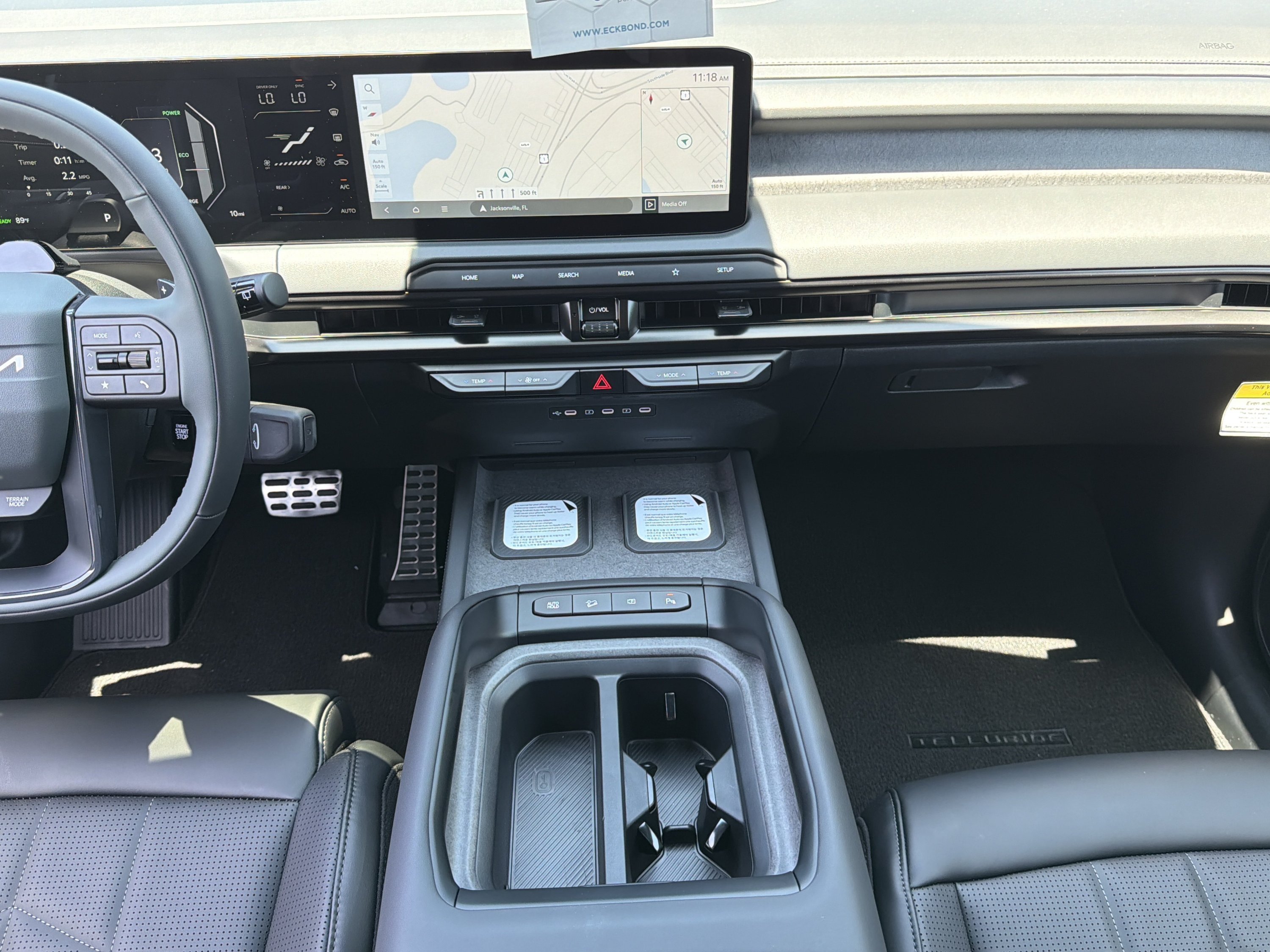 New 2027 Glacial White Pearl Kia X-LINE SX image 8