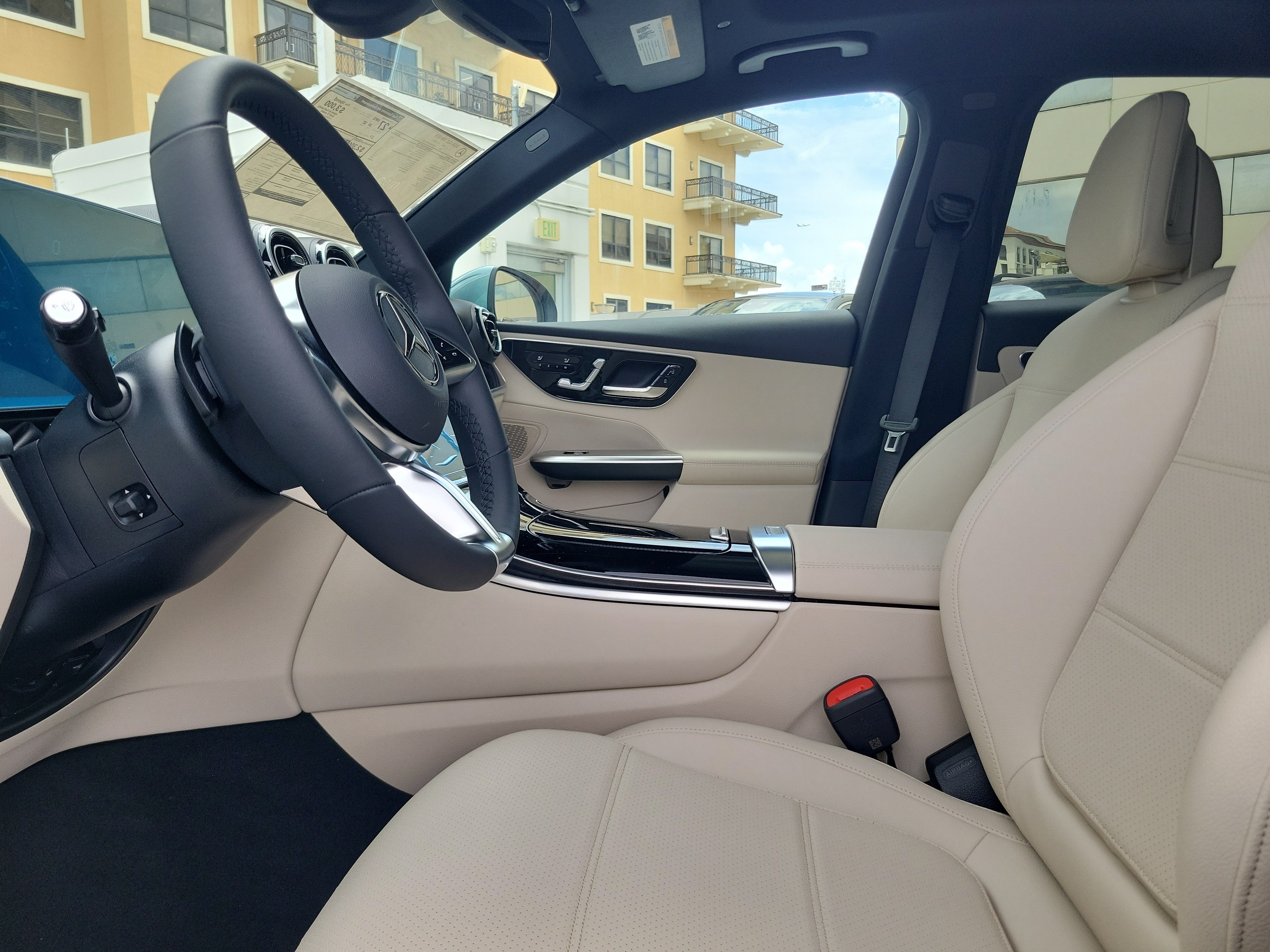 New 2026 Verde Silver Metallic Mercedes-Benz GLC 300 image 49