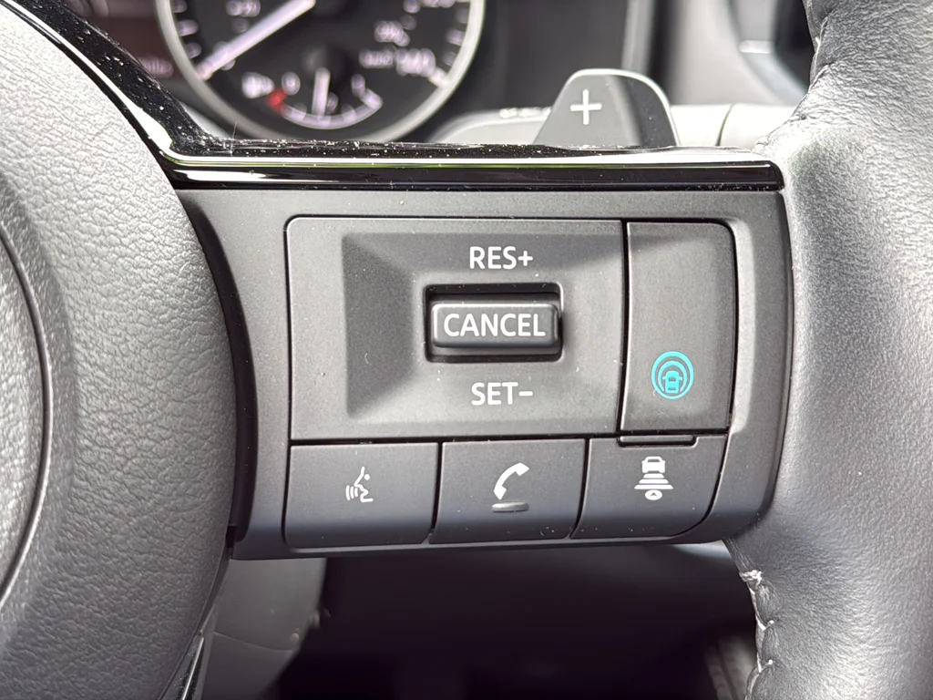 Certified Used 2023 White Nissan SL image 19