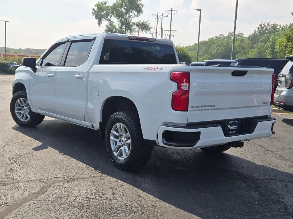Used 2024 White Chevrolet RST image 14