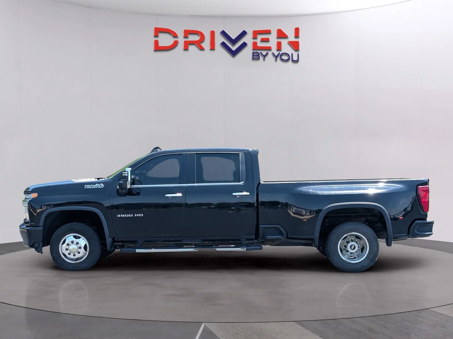 Used 2020 BLACK Chevrolet High Country image 2