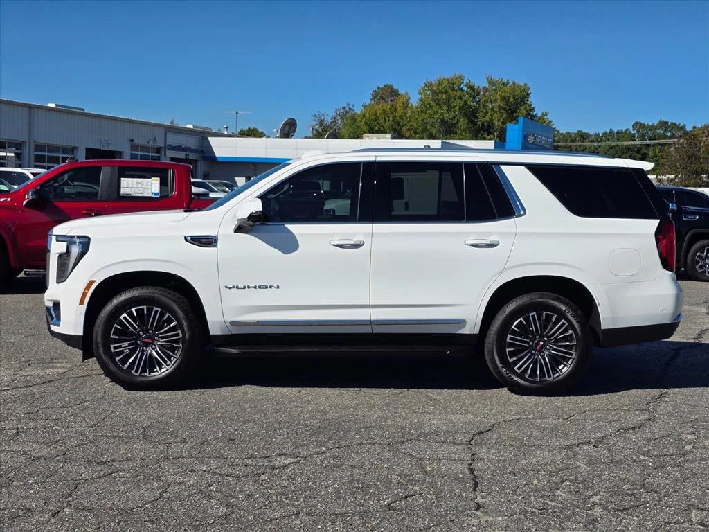 New 2026 Summit White GMC Elevation image 5