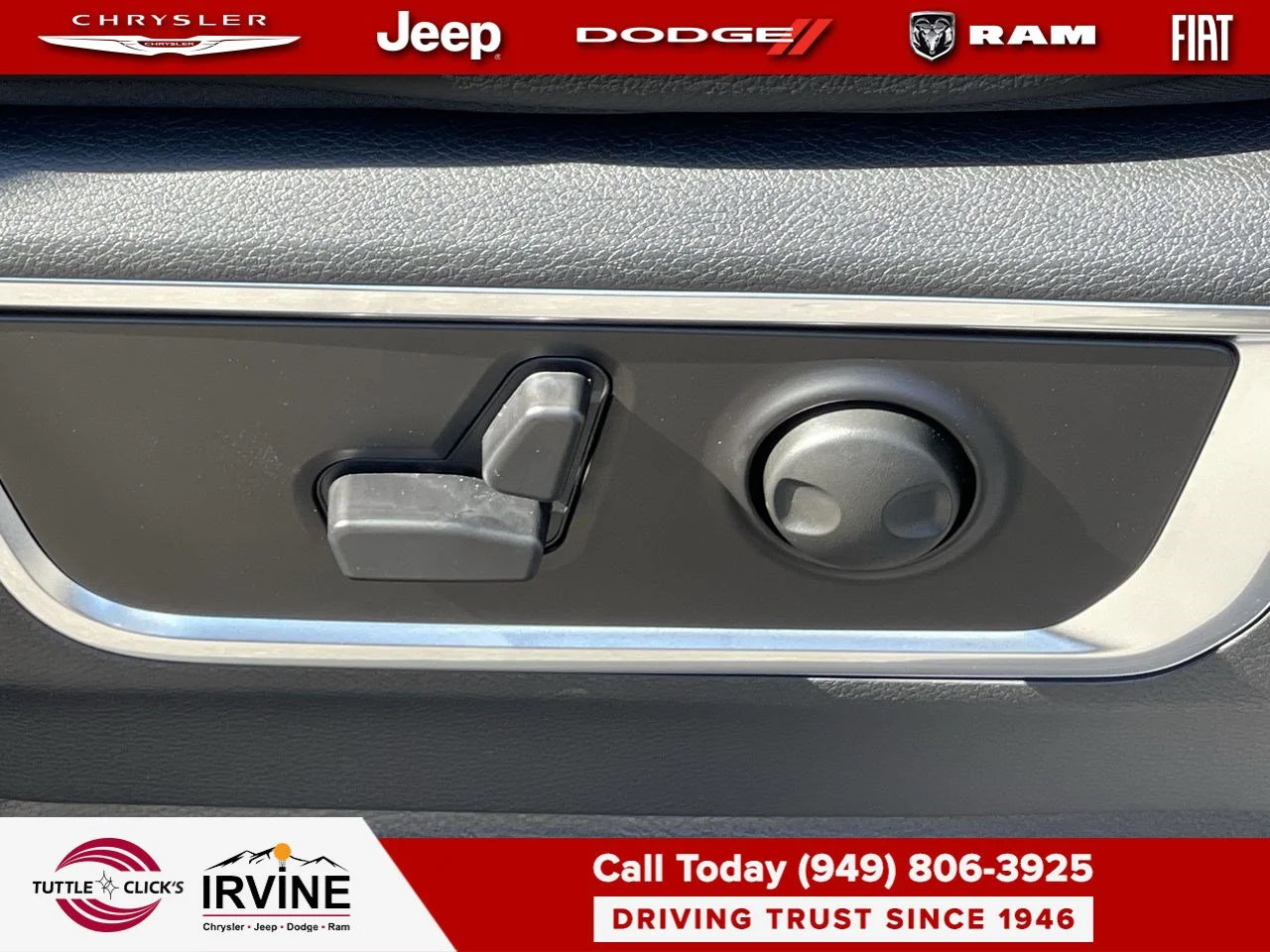 New 2027 Diamond Black Crystal Pearl-Coat Exterior Paint RAM Laramie image 28