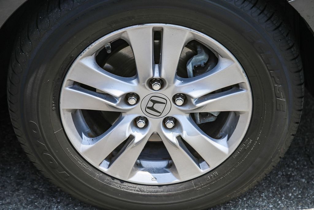 Used 2012 Polished Metal Metallic Honda SE image 9