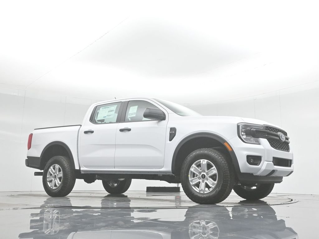 New 2025 White Ford XL image 3