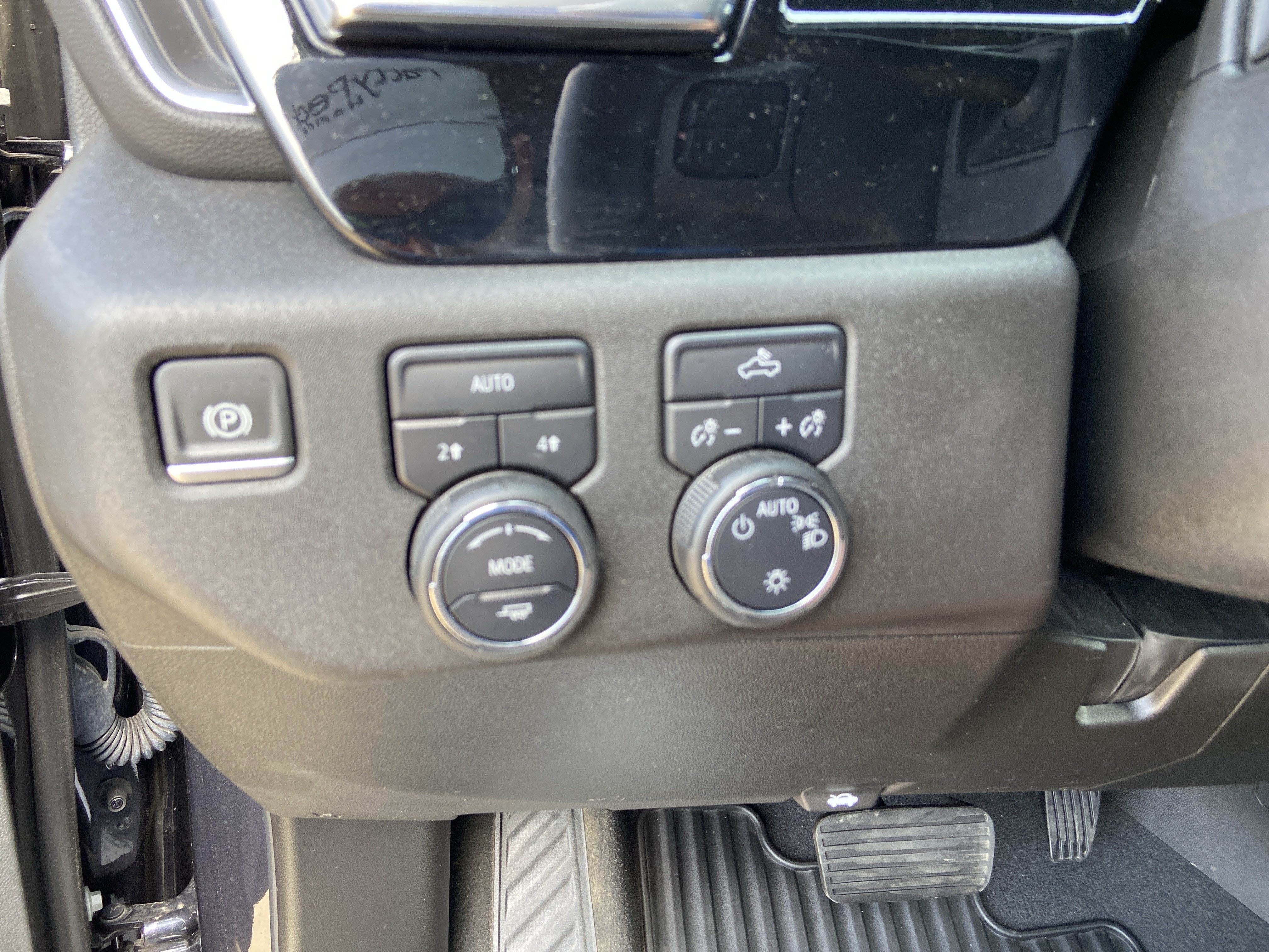 Used 2023 Dark Ash Metallic Chevrolet LT image 47