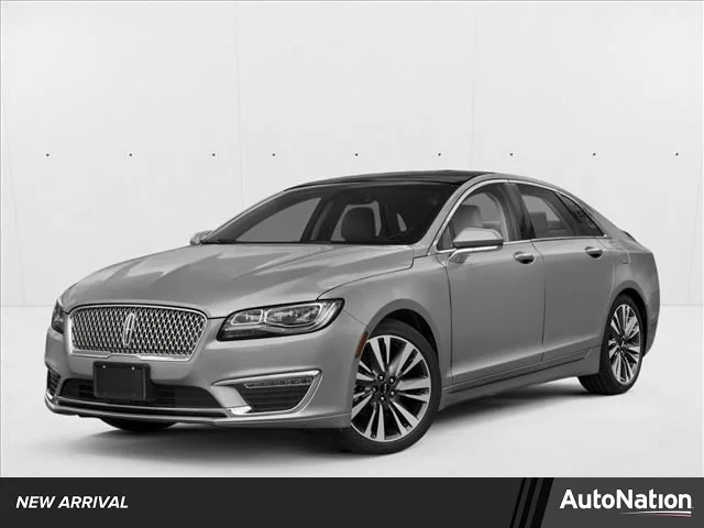 Used 2019 White Lincoln Reserve I image 1