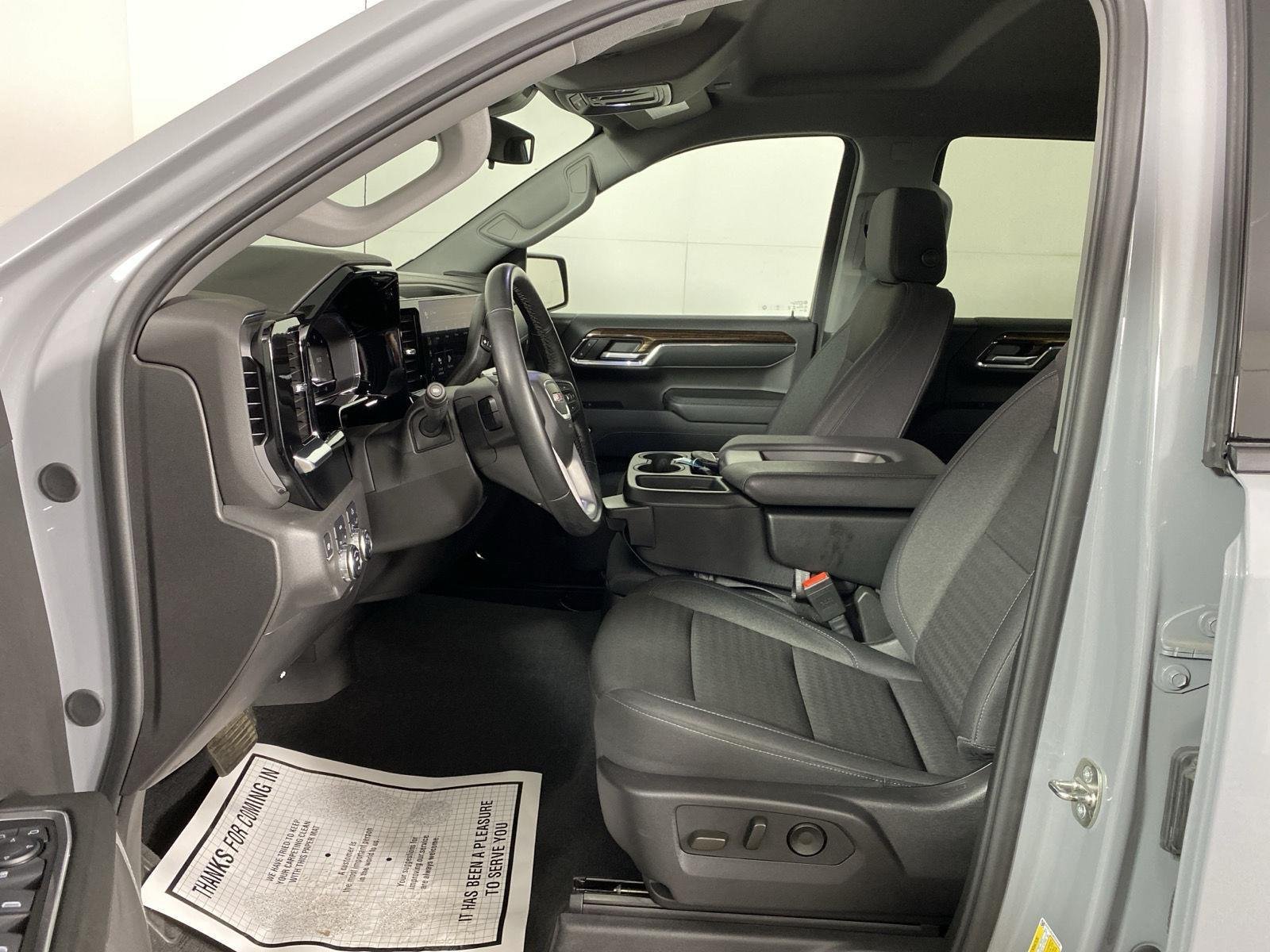 Used 2024 Gray GMC Elevation image 10
