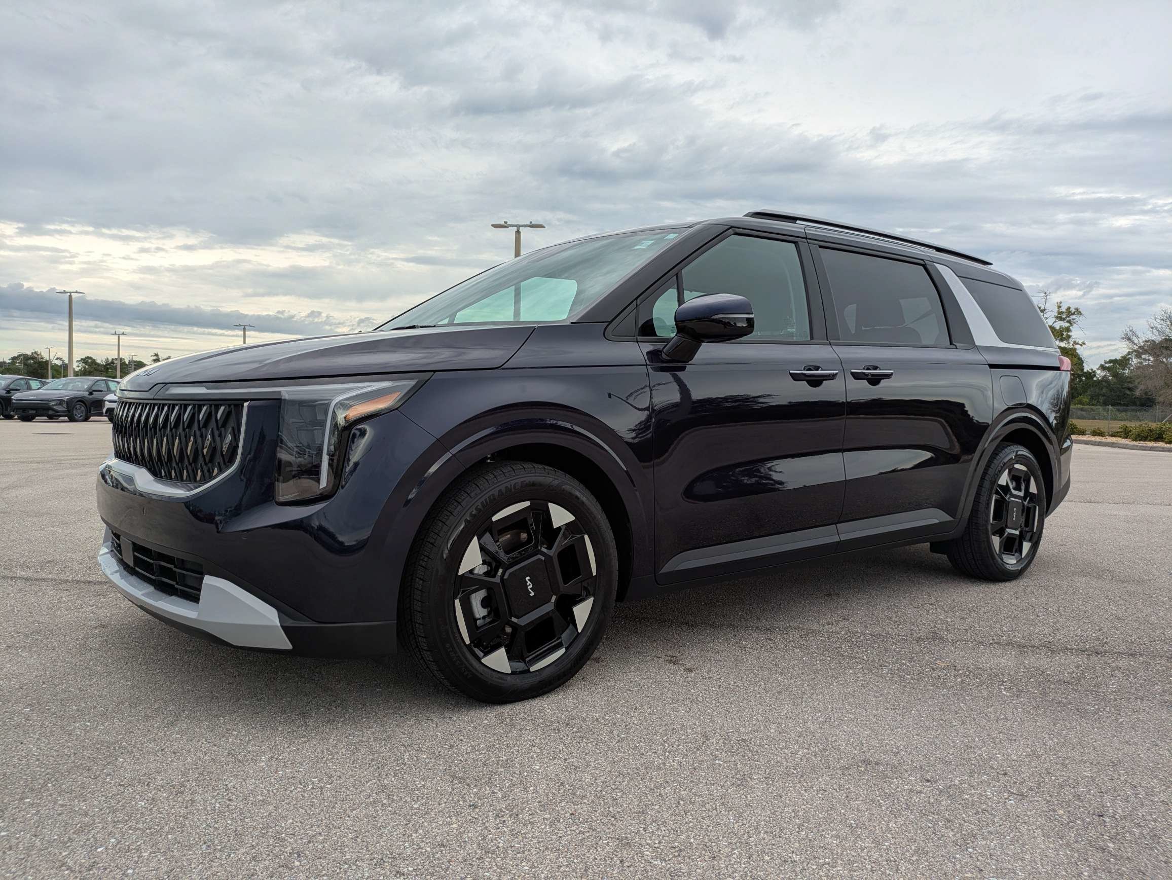 Used 2026 Deep Chroma Blue Kia EX image 8