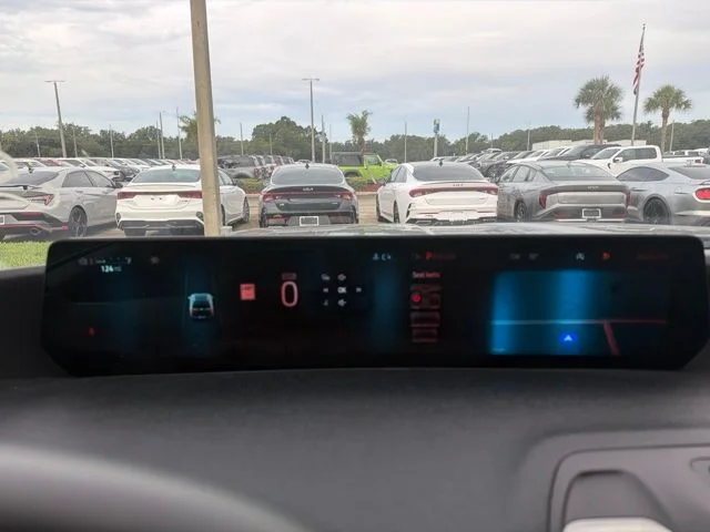 Used 2025 Gray Ford Active image 10