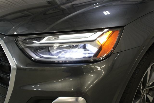 Used 2023 Daytona Gray Pearl Effect Audi 45 S line Premium image 35