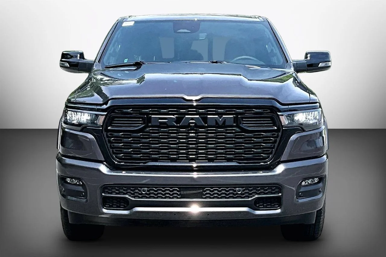 New 2026 Granite Crystal Metallic Clearcoat RAM Big Horn/Lone Star image 3