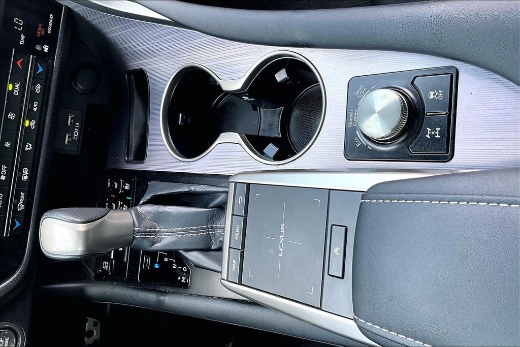 Used 2021  Lexus 350 F Sport Handling image 26