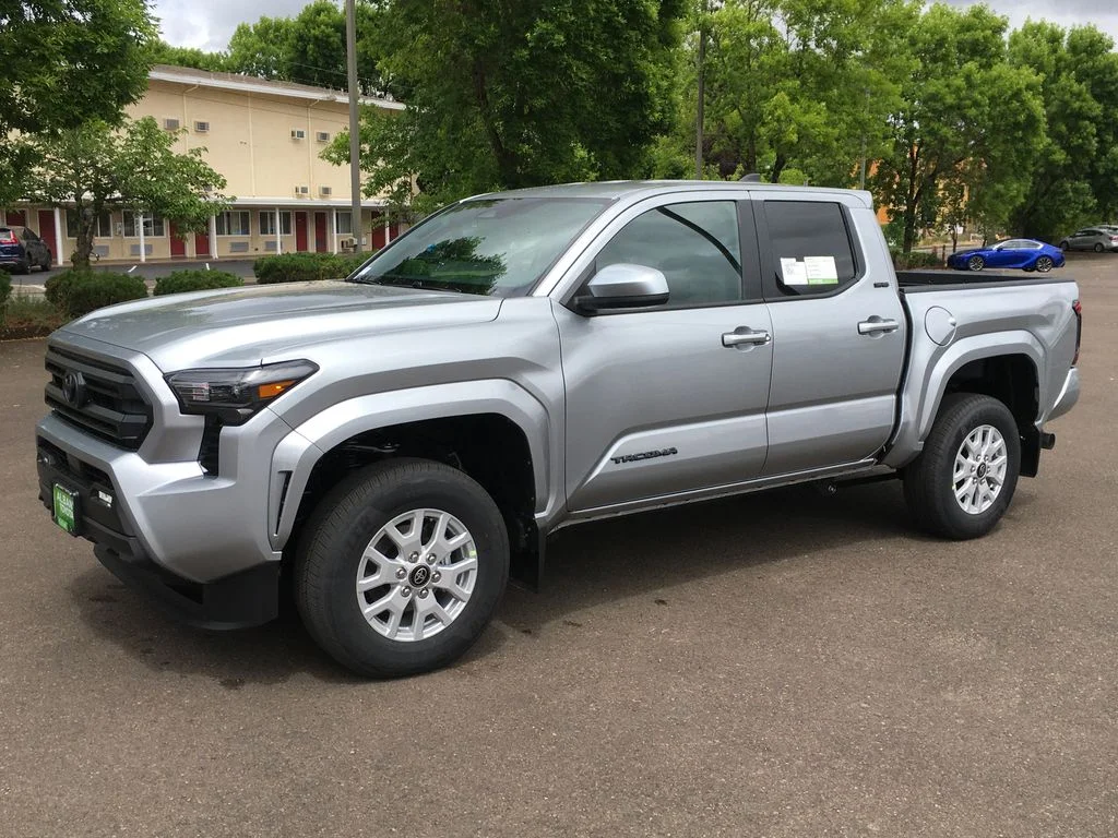 New 2026 Celestial Silver Metallic Toyota SR5 image 12