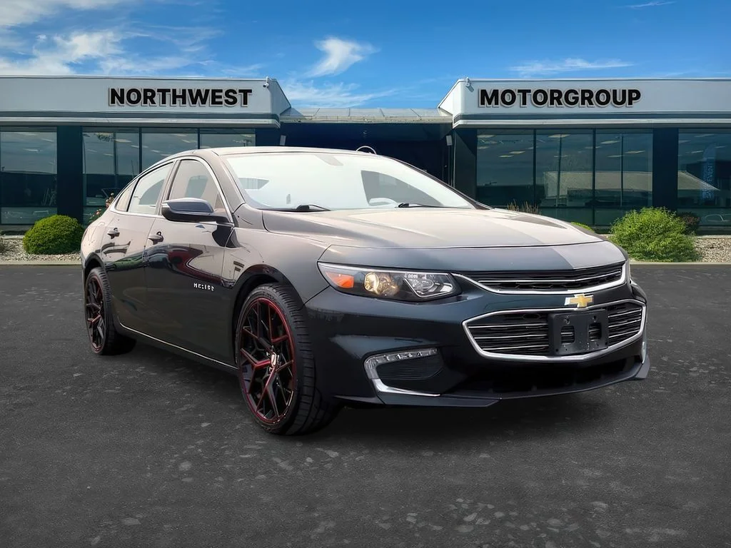 Used 2016 Mosaic Black Metallic Chevrolet LT image 1