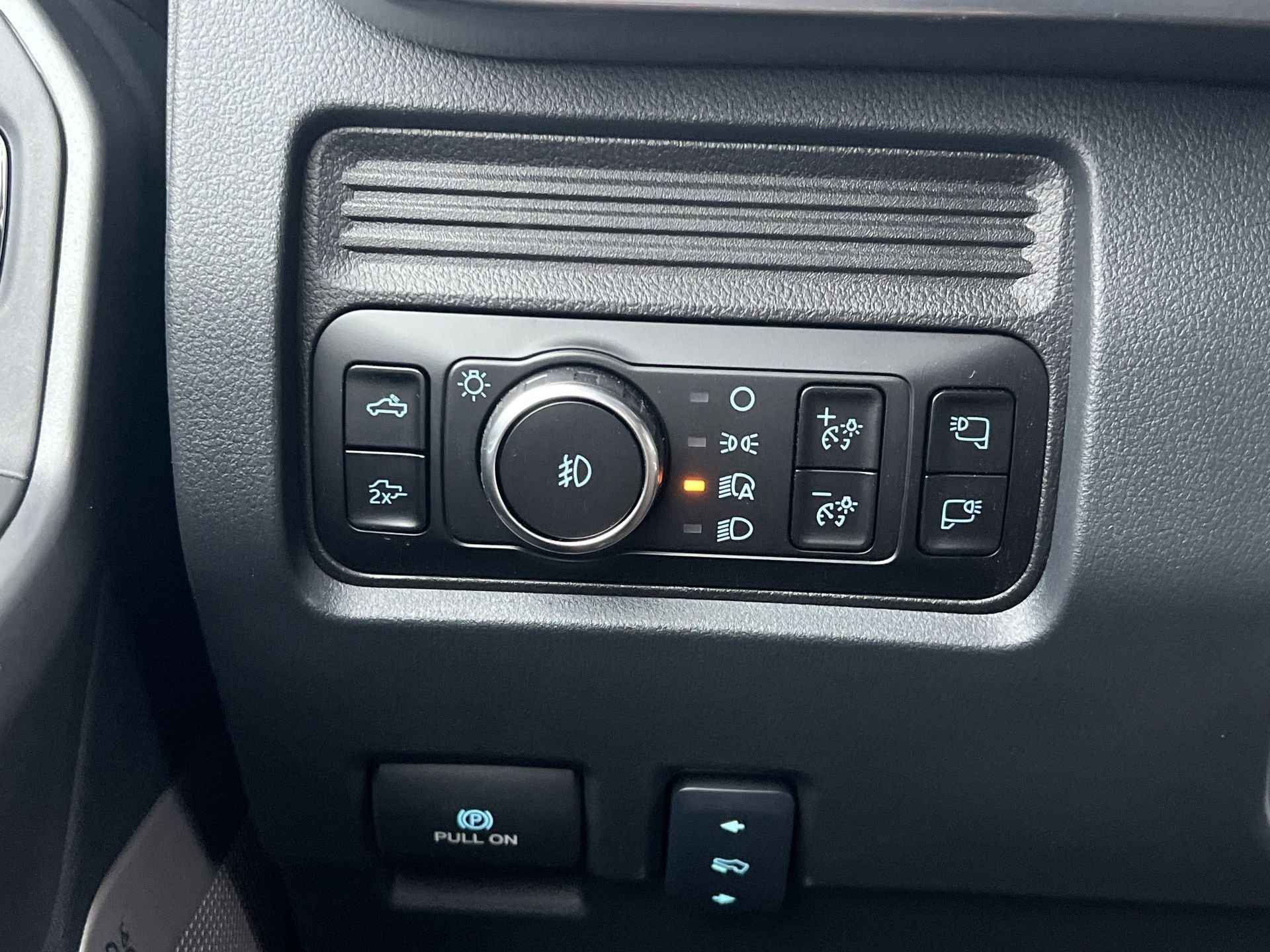 2025 Ford F-350 Super Duty Lariat - Photo 19