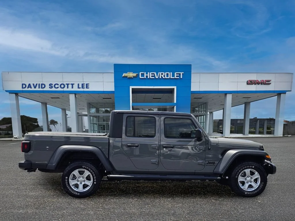 Used 2023 Sting-gray Clearc Jeep Sport image 8