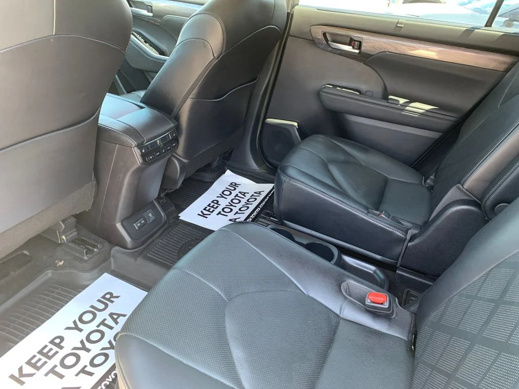Used 2023 Beige Toyota Platinum image 14