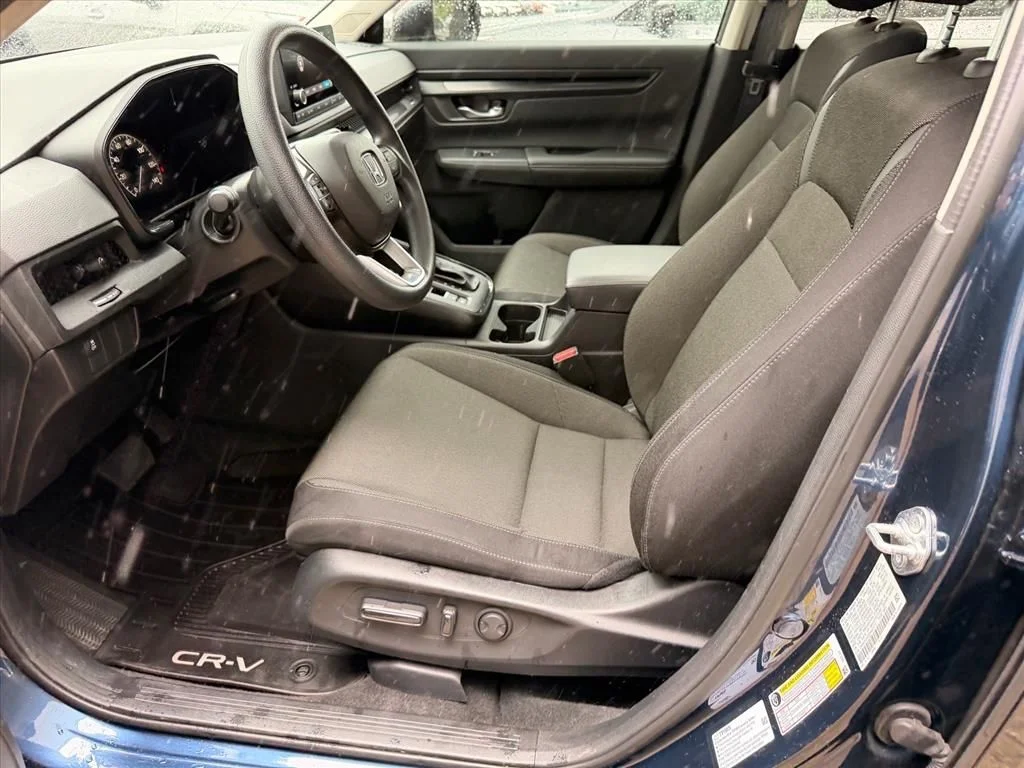 Used 2024  Honda EX image 8