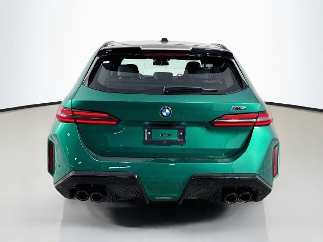 New 2027 Green Metallic BMW Base image 6