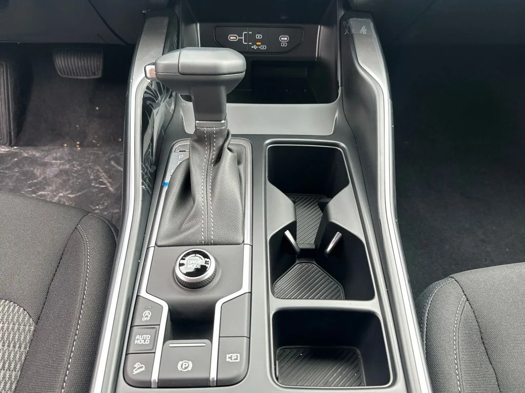 New 2026 White Kia LX image 12