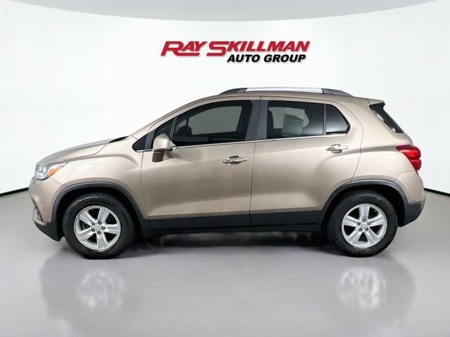 Used 2018 SANDY RIDGE METALLIC Chevrolet LT image 4