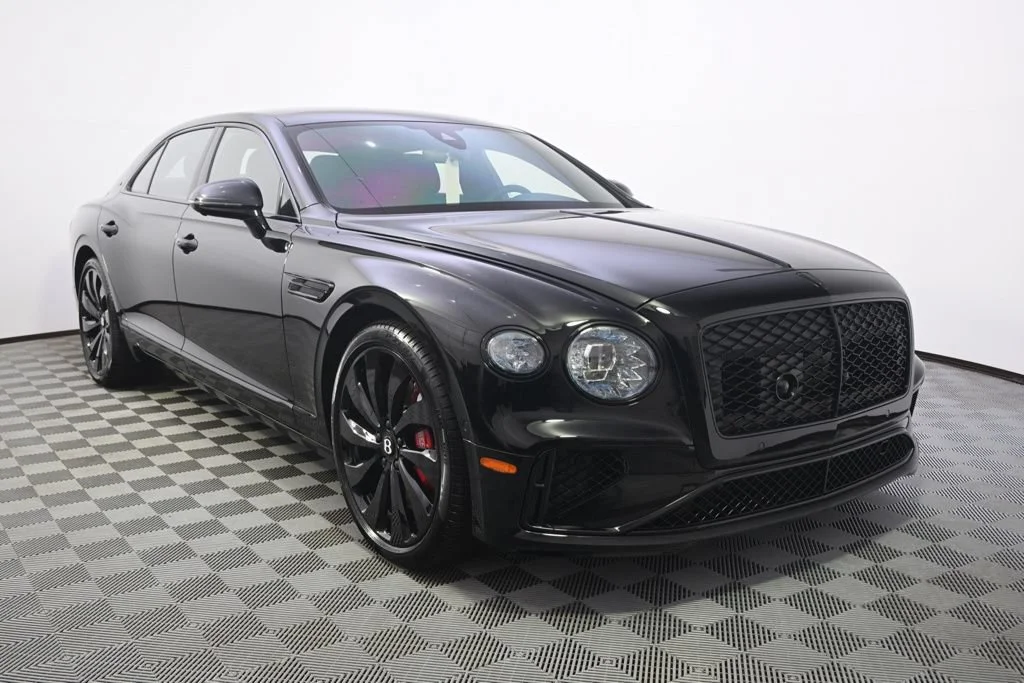 Used 2025 Q9l Bentley Black Edition image 8