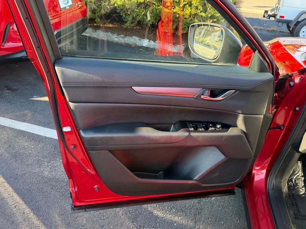 Used 2019 Soul Red Crystal Metallic Mazda Touring image 10