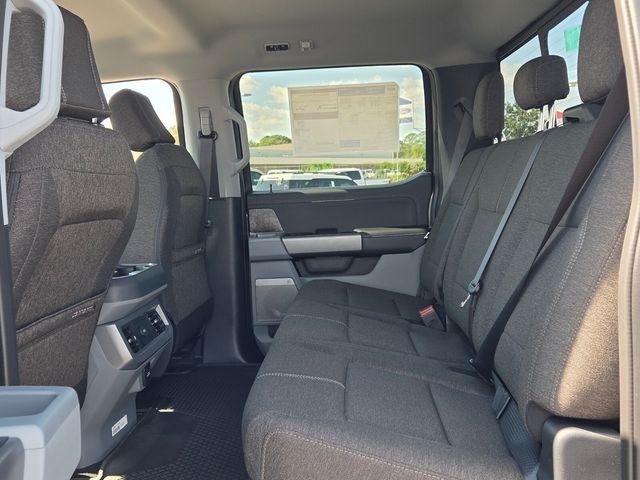 New 2027 Carbonized Gray Metallic Ford XLT image 13