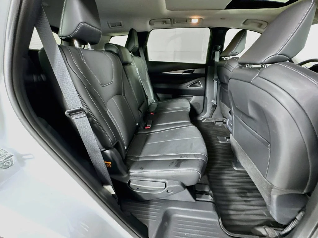 Certified Used 2027 White INFINITI LUXE image 39