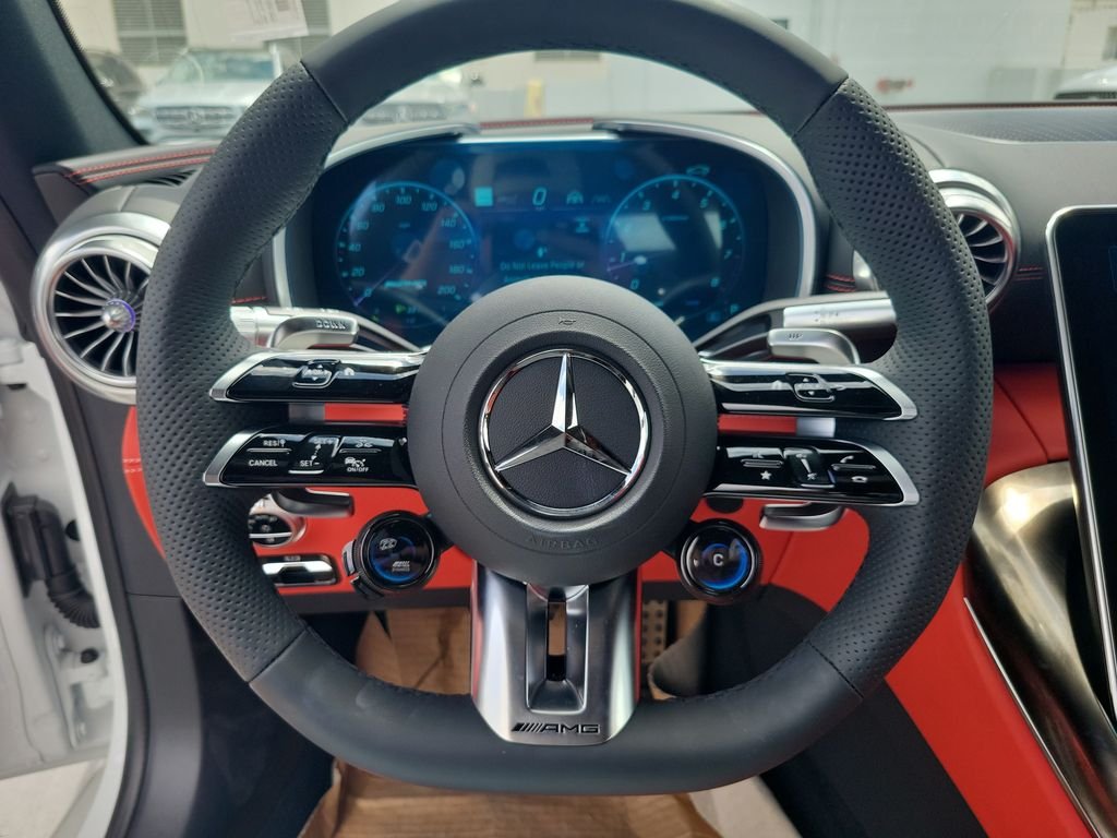 New 2027 MANUFAKTUR Moonlight White Metallic Mercedes-Benz AMG® SL 43 Roadster image 47
