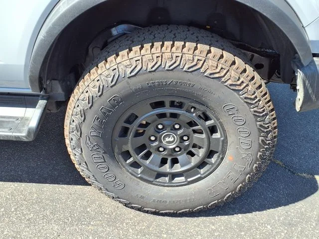 New 2026 Avalanche Ford Outer Banks image 5
