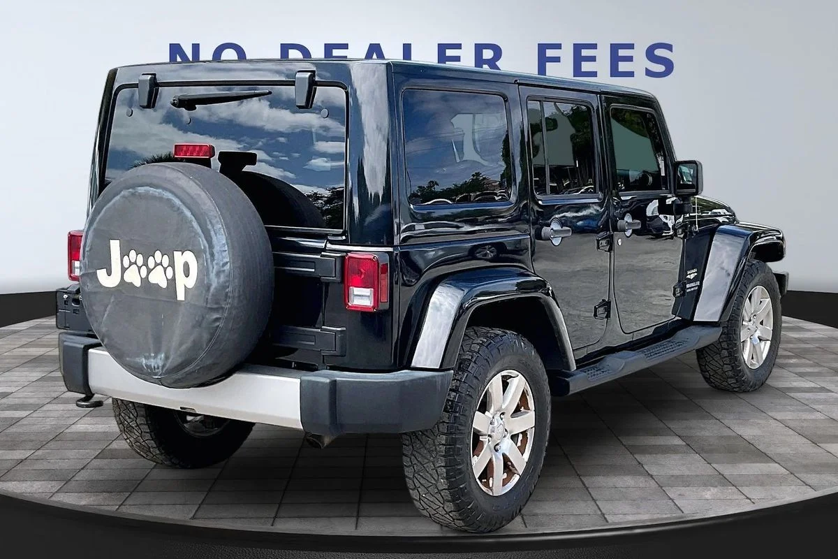 Used 2015 Black Jeep X image 6