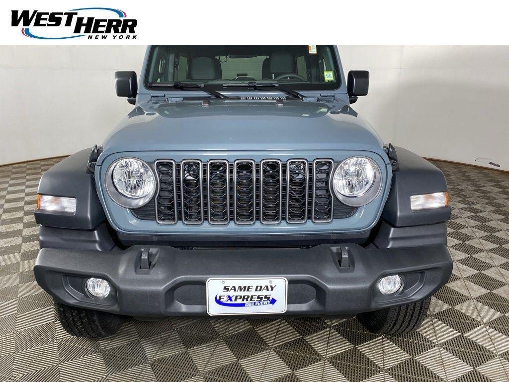 Used 2026 Anvil Clearcoat Jeep Sport S image 21