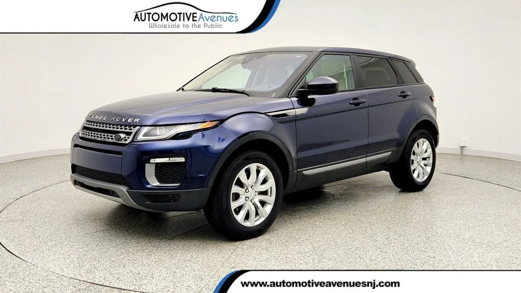 2017 Land Rover Range Rover Evoque SE's photo