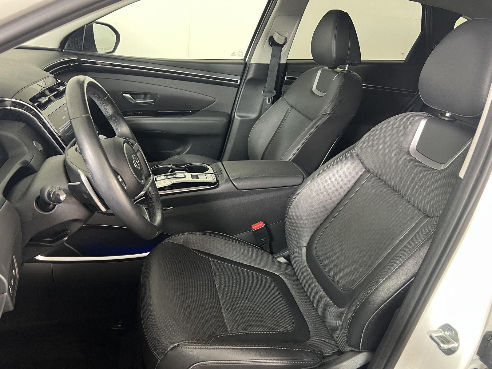 Used 2024 White Pearl Hyundai Limited image 7