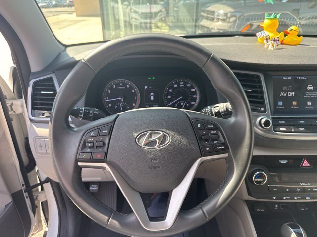 Used 2018 Dazzling White Hyundai Sport image 2