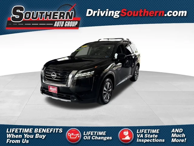 2023 Nissan Pathfinder SL