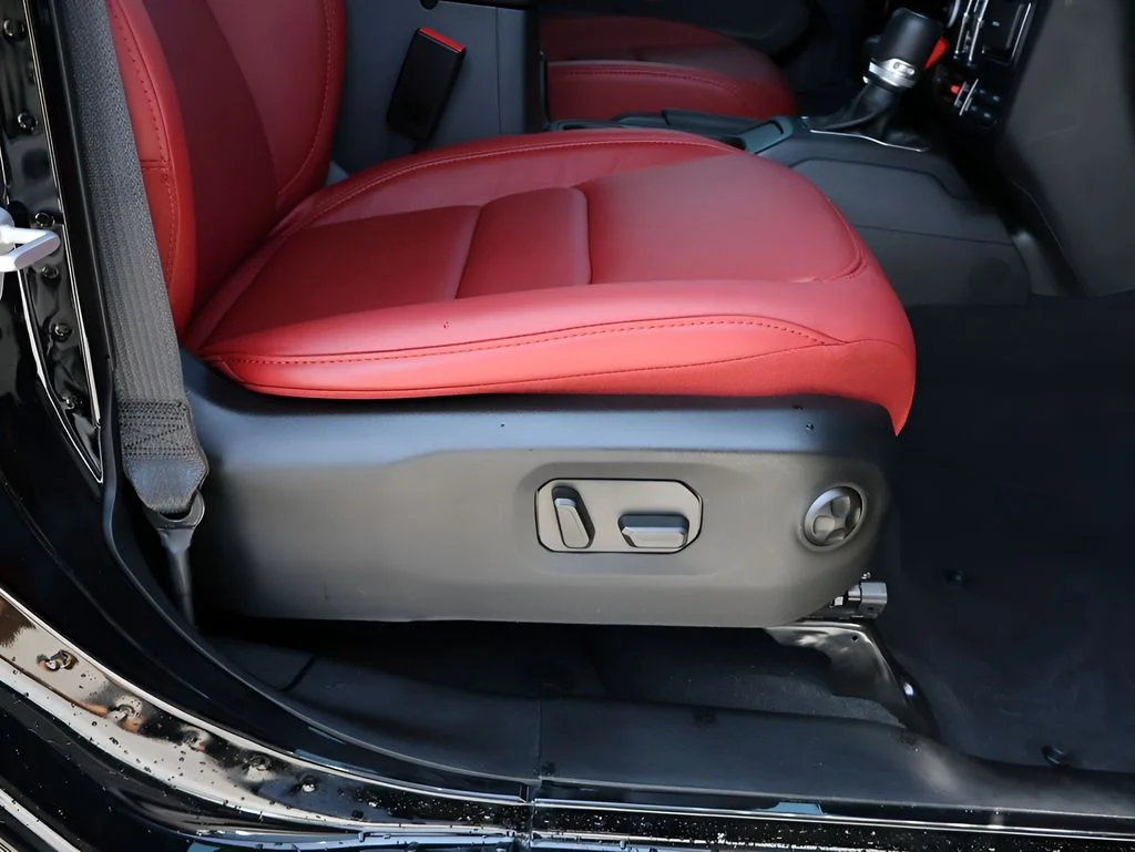 Used 2024 Black Clearcoat Jeep Rubicon 392 image 12