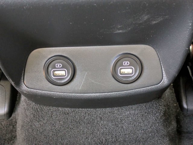 Used 2022 Black Hyundai SEL image 14