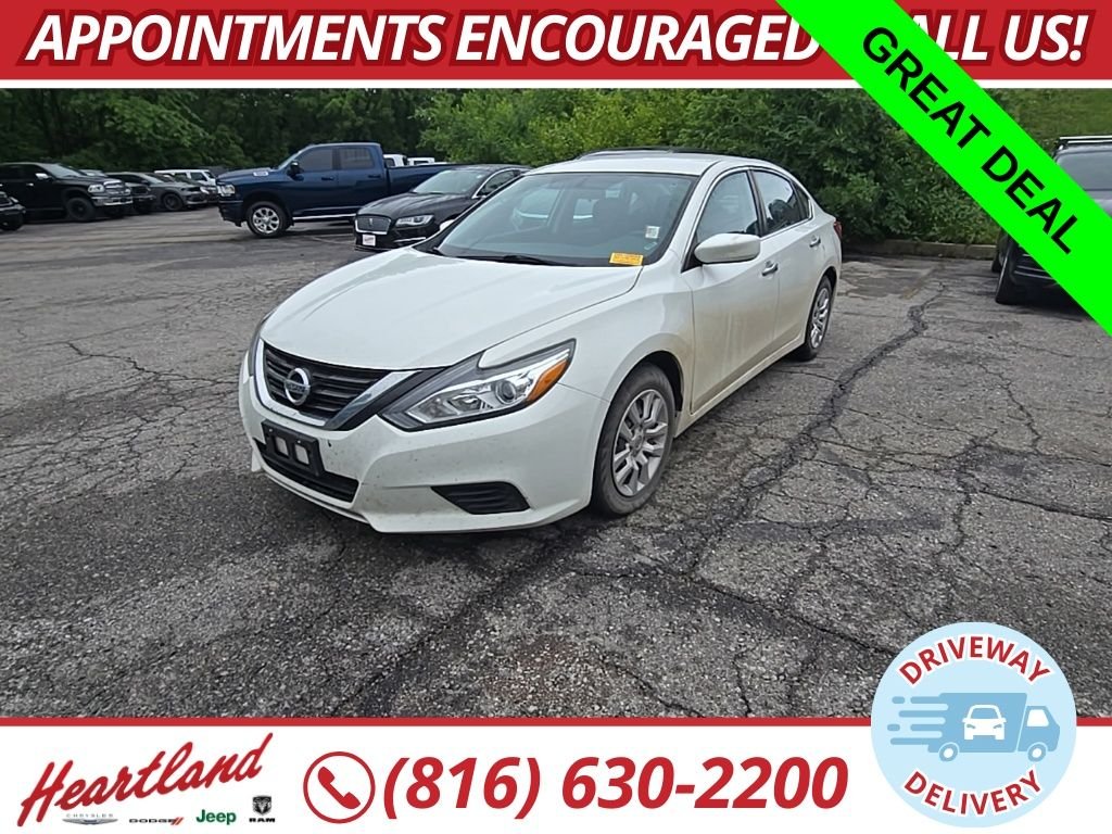 2016 Nissan Altima 2.5 S's photo