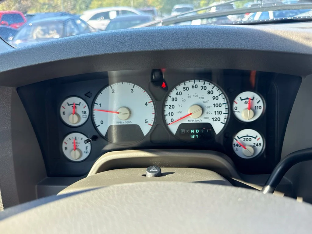 Used 2007 White Dodge Laramie image 21