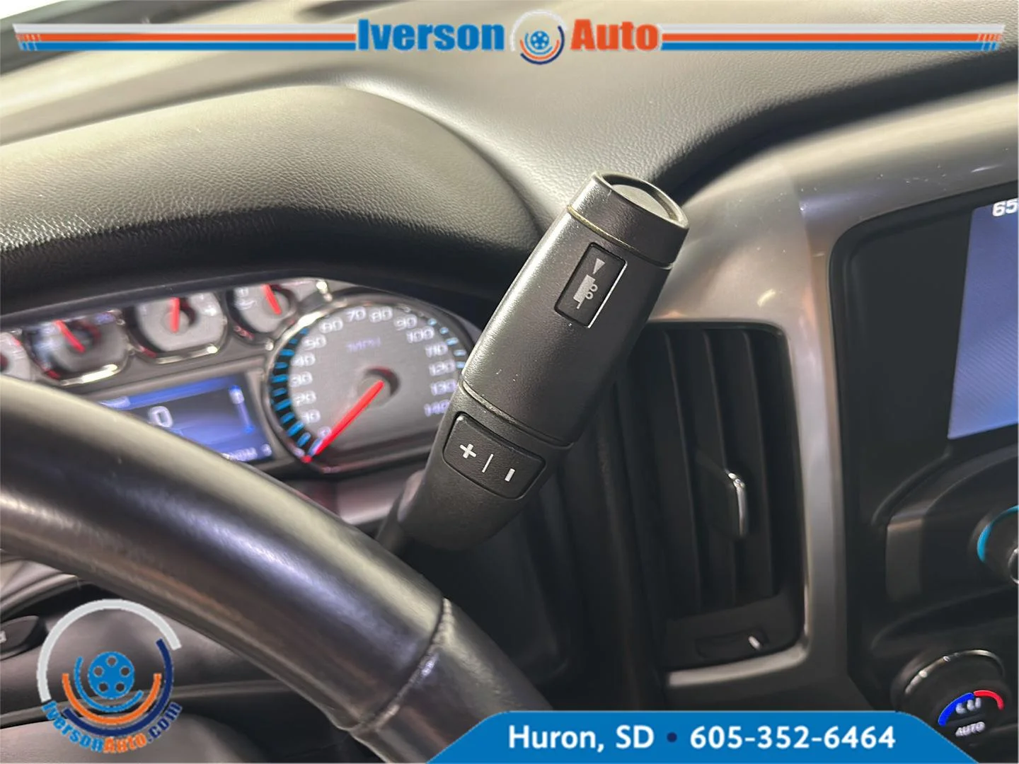 Used 2015 Summit White Chevrolet LT image 22
