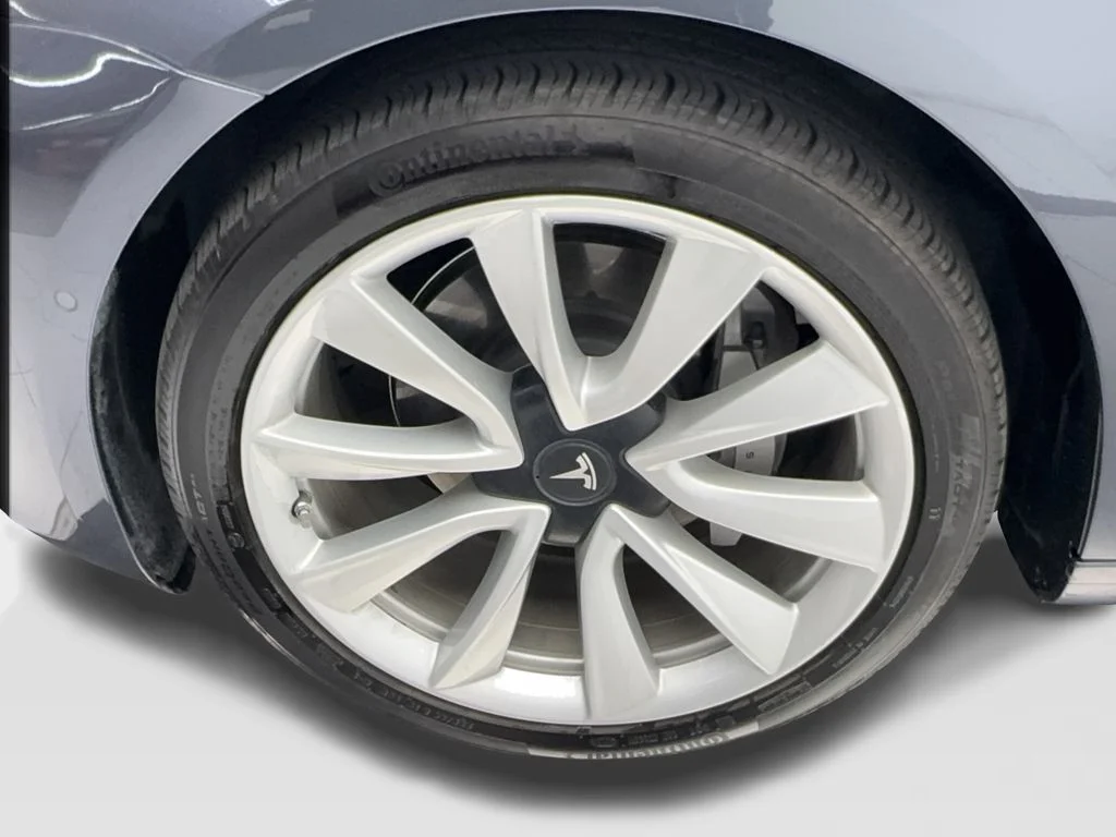 Used 2020 Gray Tesla Long Range image 12