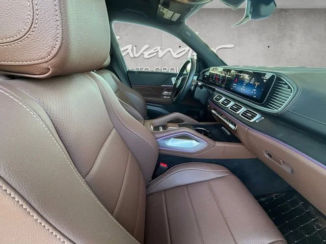 Used 2025  Mercedes-Benz GLS 450 image 25