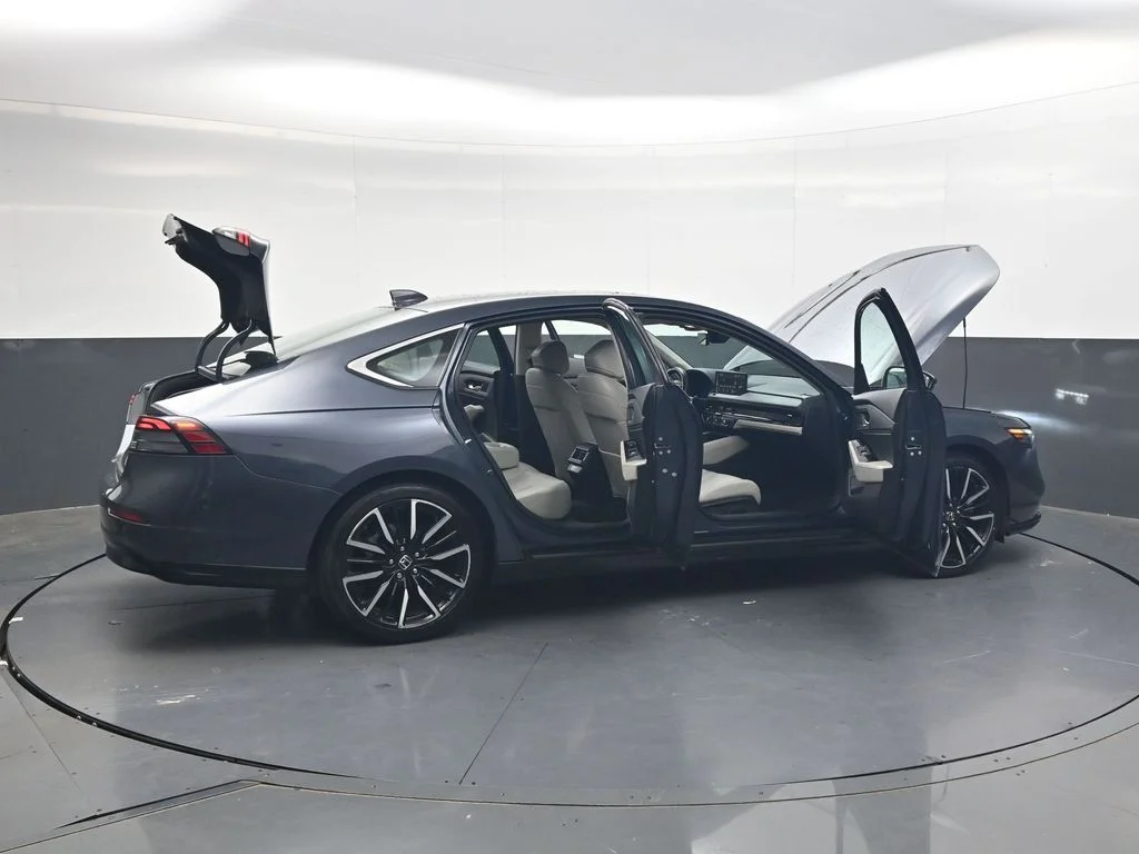 2023 Honda Accord Hybrid Touring - Photo 39