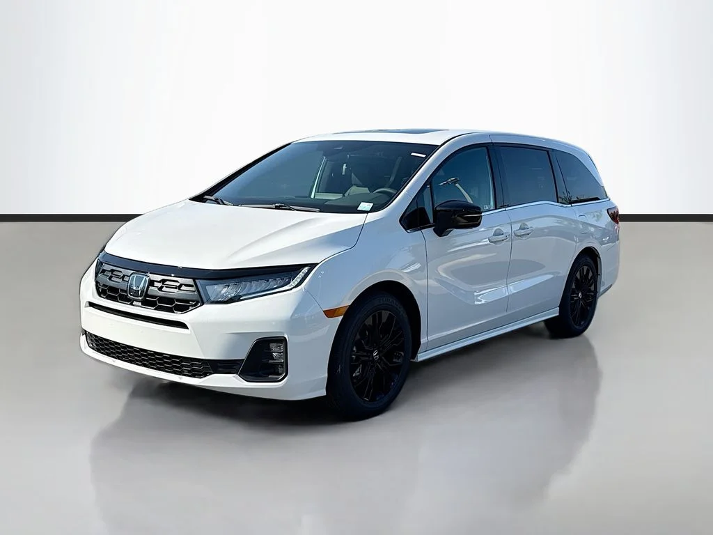 New 2026 Platinum White Pearl Honda Sport-L image 4