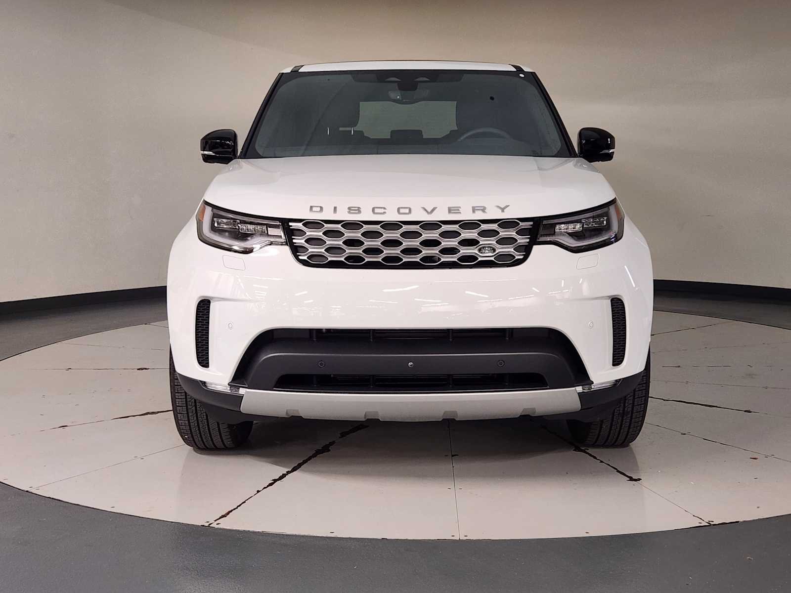 Used 2026 Fuji White Land Rover S image 9