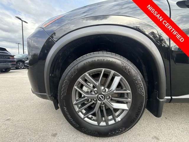 Used 2025 Black Nissan S image 10